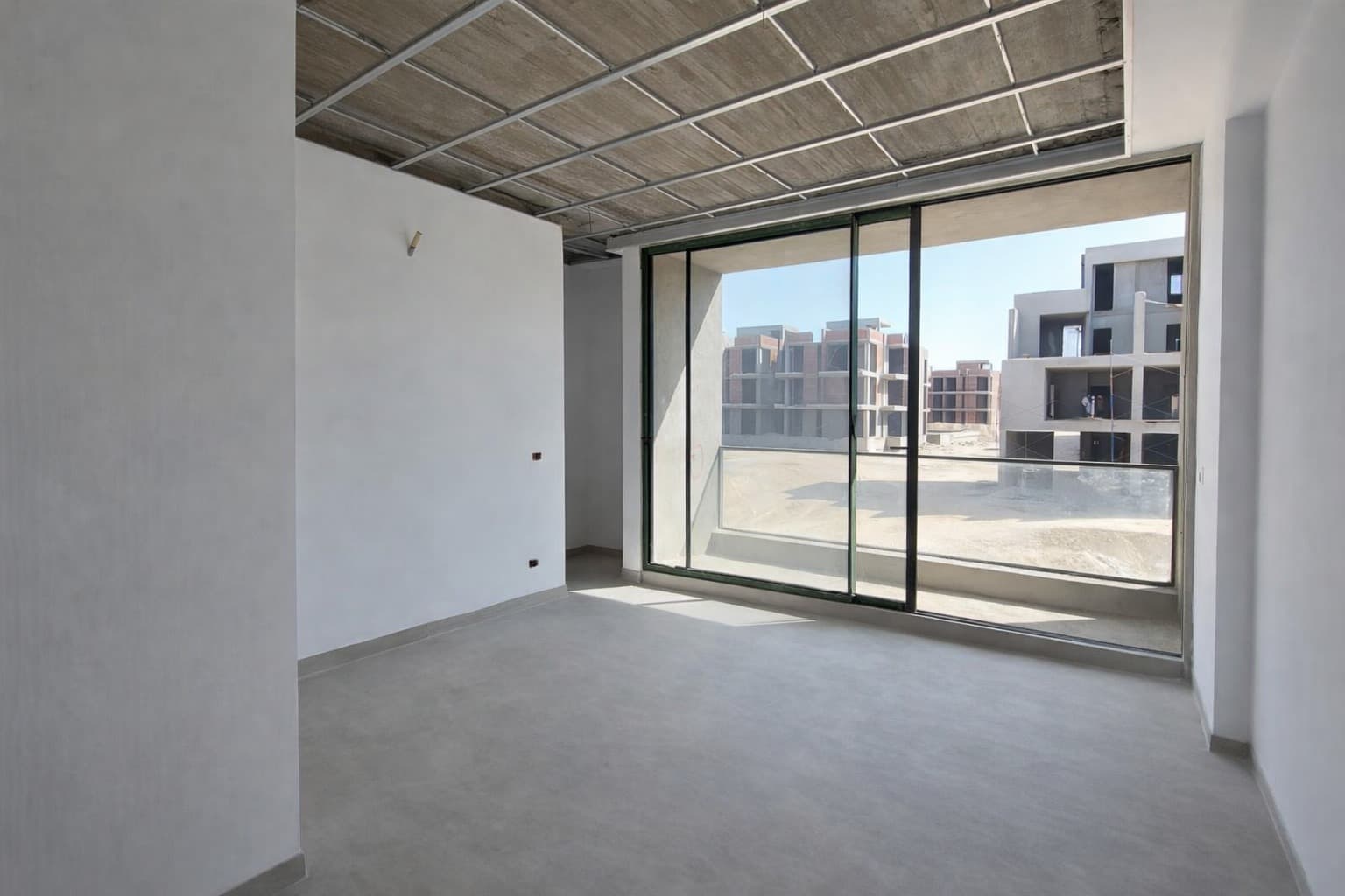 Long Beach Residence thumbnail 18